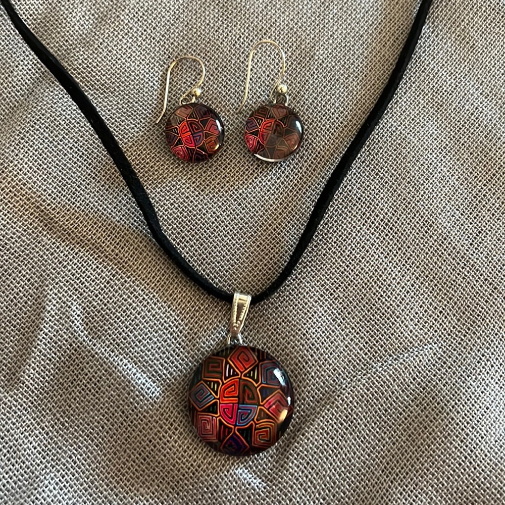 Leather Necklace- Cristal Pendant Set - Handmade Colombia
